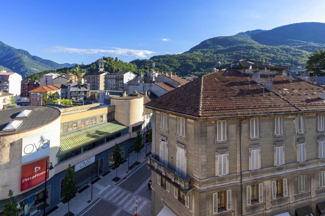 ドモドッソラPanoramic Penthouse In The Historical Centerアパートメント エクステリア 写真