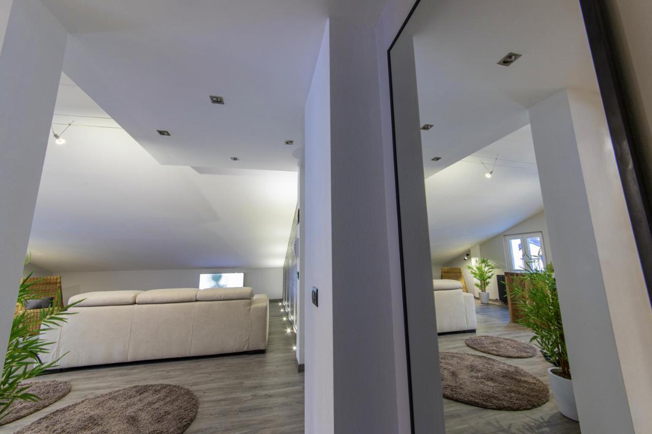 ドモドッソラPanoramic Penthouse In The Historical Centerアパートメント エクステリア 写真